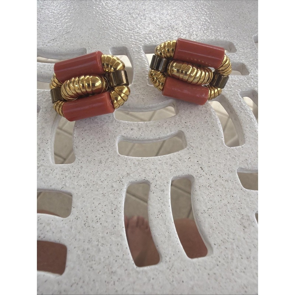 Rare Vintage Coral And Gold Colored Clip On Earrings.